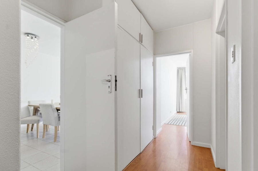 2 Bedroom Property for Sale in Green Point Western Cape